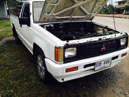 ขาย มิตชู ไซโคลน  ปี 1994. มีแอร์. เครื่องดี. คัสซีดี.   ฝาท้ายผุ  สภาพตามรูป.