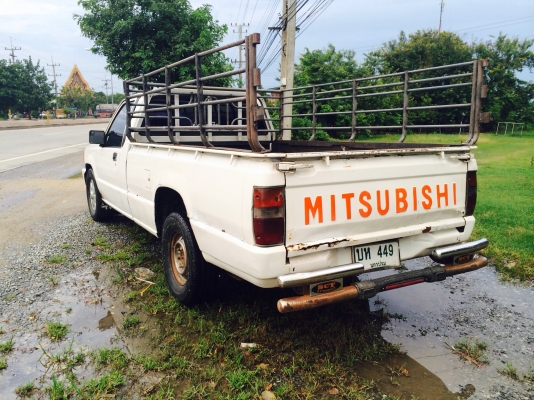 ขาย มิตชู ไซโคลน  ปี 1994. มีแอร์. เครื่องดี. คัสซีดี.   ฝาท้ายผุ  สภาพตามรูป.