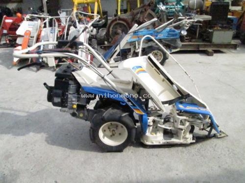 รถเกี่ยวข้าวเดินตาม !!!   ISEKI     RL35  รหัสสินค้า : 14001754    หรือเพิ่มเติมไดที่ www.nihonmono.com