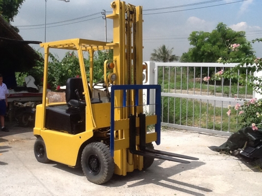 รถยกtcm ดีเซล เครื่องIsuzu 1.5ตันเสาสูง4เมตรสภาพดีพร้อมใช้