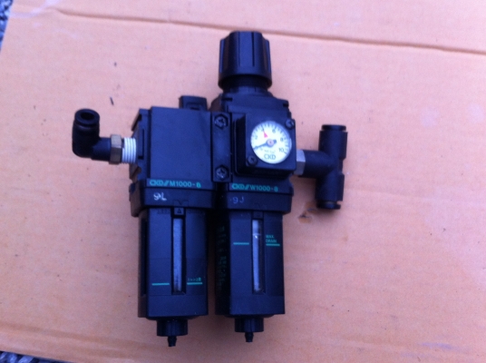 ชุดดักฝุนดักน้ำและชุดปรับแรงดันลม CKD แบบสองกระเปราะดัก