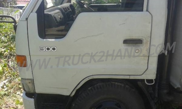 รถบรรทุกตู้แห้ง TOYOTA 6 ล้อ รุ่น DYNA300 พร้อมใช้งาน รถบรรทุกตู้แห้ง TOYOTA 6 ล้อ รุ่น DYNA300 พร้อมใช้งาน