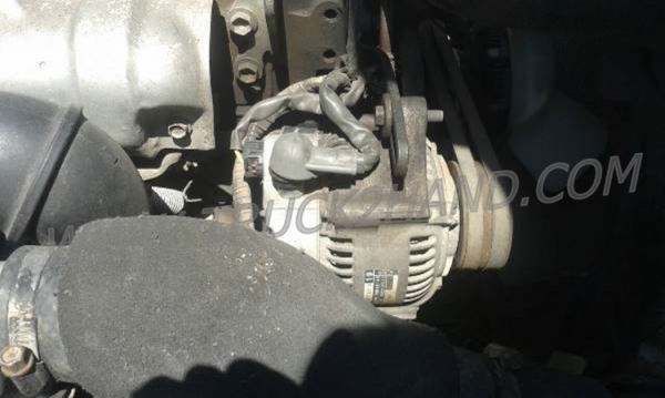 รถบรรทุกตู้แห้ง TOYOTA 6 ล้อ รุ่น DYNA300 พร้อมใช้งาน รถบรรทุกตู้แห้ง TOYOTA 6 ล้อ รุ่น DYNA300 พร้อมใช้งาน