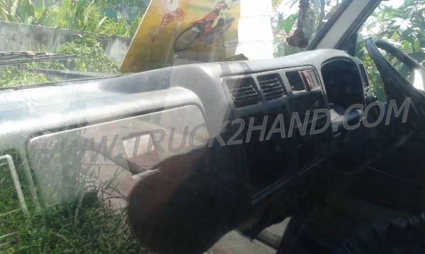 รถบรรทุกตู้แห้ง TOYOTA 6 ล้อ รุ่น DYNA300 พร้อมใช้งาน รถบรรทุกตู้แห้ง TOYOTA 6 ล้อ รุ่น DYNA300 พร้อมใช้งาน