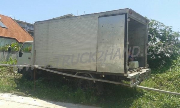 รถบรรทุกตู้แห้ง TOYOTA 6 ล้อ รุ่น DYNA300 พร้อมใช้งาน รถบรรทุกตู้แห้ง TOYOTA 6 ล้อ รุ่น DYNA300 พร้อมใช้งาน