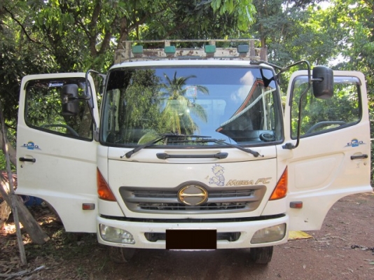 ขายรถหกล้อเมก้า 150  ยาว 5.60 ม.  รถห้างมือเดียว