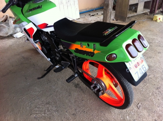 คาวาซากิ เซอร์ปิโก้ คาวาซากิ เซอร์ปิโก้