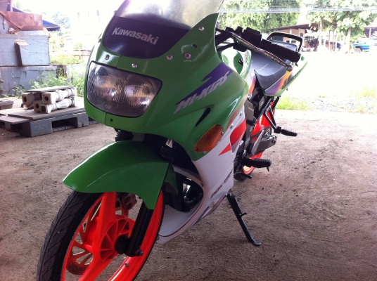 คาวาซากิ เซอร์ปิโก้ คาวาซากิ เซอร์ปิโก้