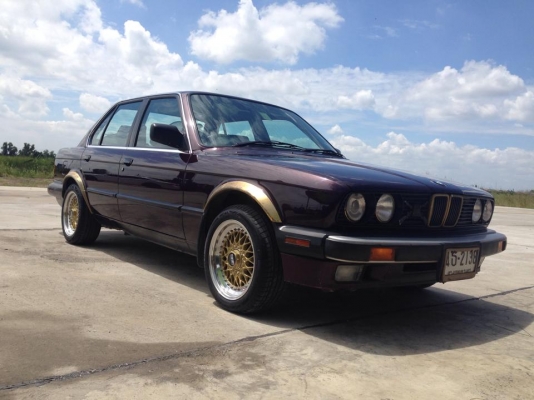 ขาย BMW E30 318I สภาพวิ่ง 40,000 โล ไม่ต้องอธิบายว่ามันสวยแค่ไหน ขาย BMW E30 318I สภาพวิ่ง 40,000 โล ไม่ต้องอธิบายว่ามันสวยแค่ไหน