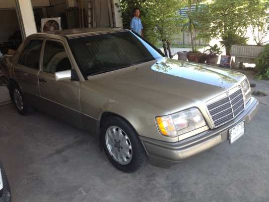 ต้องการขายรถเบนซ์W124
