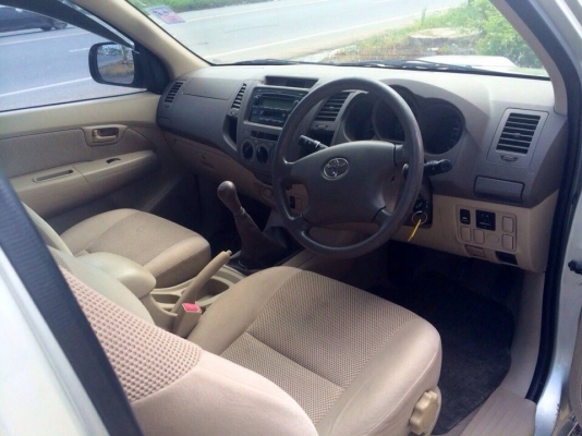 รถสวย จัดเต็ม ขั้นเทพ TOYOTA HILUX VIGO CAB G 3.0 CC ปี 2005 เกียรธรรมดา รถสวย จัดเต็ม ขั้นเทพ TOYOTA HILUX VIGO CAB G 3.0 CC ปี 2005 เกียรธรรมดา