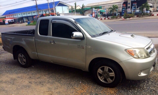 รถสวย จัดเต็ม ขั้นเทพ TOYOTA HILUX VIGO CAB G 3.0 CC ปี 2005 เกียรธรรมดา รถสวย จัดเต็ม ขั้นเทพ TOYOTA HILUX VIGO CAB G 3.0 CC ปี 2005 เกียรธรรมดา