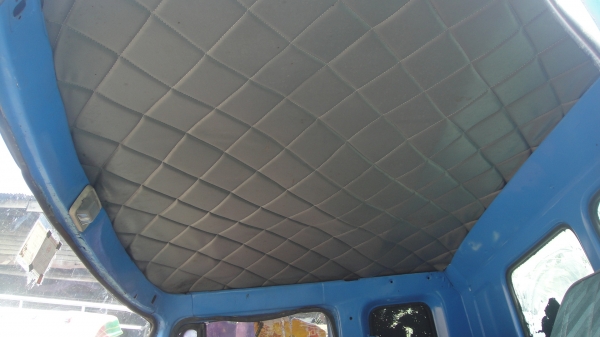 หัวรถ ISUZU ROCKY เดิมๆบางๆ ไม่ผุ ขาดีดหน้า ขาหลัง ของครบ ยกใส่รถวิ่งได้เลย