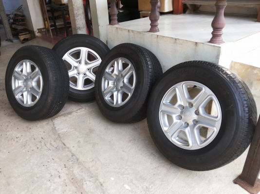 แม๊ก 17 นิ้ว ford ranger 2.2 พร้อมยาง 265/65/r17