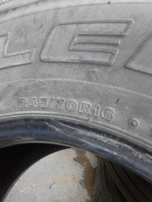245/70R16 BRIDGE STONE DUELER H/T 840  มี 1 เส้น  ( ไม่มีปะ ) มี 1 เส้น  โทร.081-427-3941