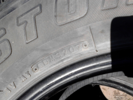 245/70R16 BRIDGE STONE DUELER H/T 840  มี 1 เส้น  ( ไม่มีปะ ) มี 1 เส้น  โทร.081-427-3941