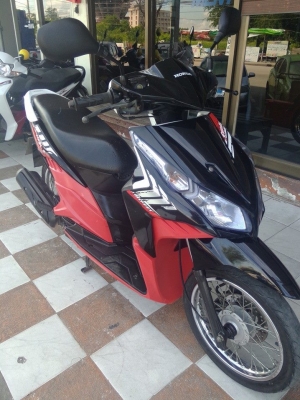 Honda Click i รถสวย ปี 2554 ลาย Street เป็นลายสุดท้าย ประหยัดน้ำมัน