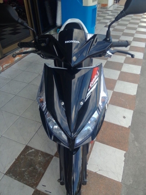 Honda Click i รถสวย ปี 2554 ลาย Street เป็นลายสุดท้าย ประหยัดน้ำมัน Honda Click i รถสวย ปี 2554 ลาย Street เป็นลายสุดท้าย ประหยัดน้ำมัน