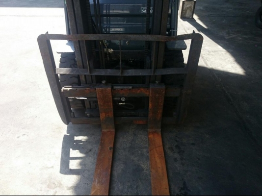 ฟอร์คลิฟต์ 2.5 ตัน Toyota 02-8FD25 #8FD25-10044 สนใจโทร. 080-6565422 (หนิง)