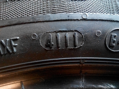 ยาง Continental 185/55/15 ปี11,12 อย่างละเส้น