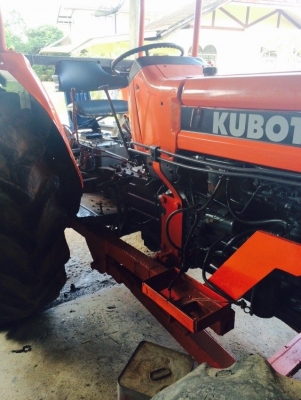 KUBOTA M 8030 T