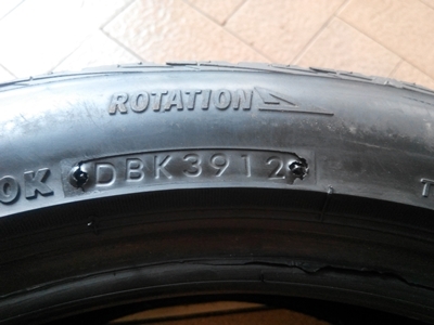 ยาง Bridgestone 215/45/17 ปี12
