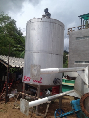 ขายถังสแตนเลสหุ้มฉนวนกันความร้อนขนาด 5000 ลิตร มีใบกวน พร้อมใช้งาน ขายถังสแตนเลสหุ้มฉนวนกันความร้อนขนาด 5000 ลิตร มีใบกวน พร้อมใช้งาน