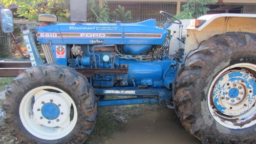 รถไถฟอร์ด 2 เพลา 6610 เครื่องสภาพสวยพร้อมใช้งานราคาพิเศษ