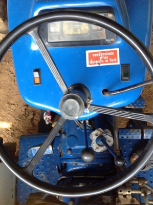 รถไถฟอร์ด 2 เพลา 6610 เครื่องสภาพสวยพร้อมใช้งานราคาพิเศษ