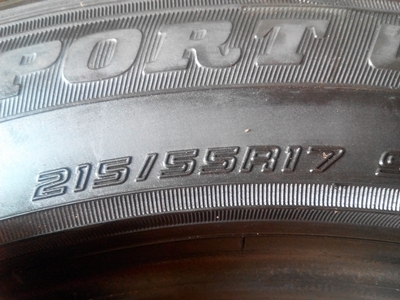 ยาง Dunlop 215/55/17 ปี 11