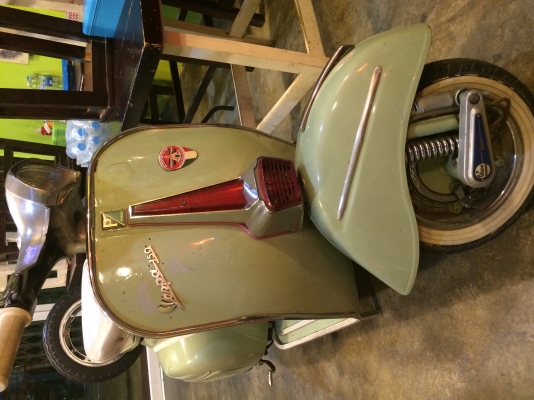 ขาย vespa