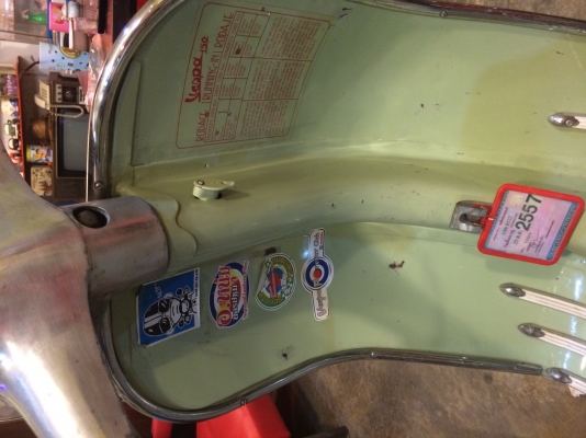 ขาย vespa