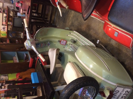 ขาย vespa