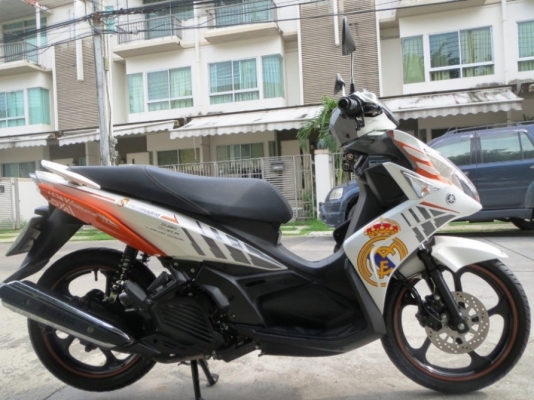 Nouvo SX รุ่นพิเศษ ราชันชุดขาว มีเพียงพันคัน แค่ 39,900 บาทเท่านั้น