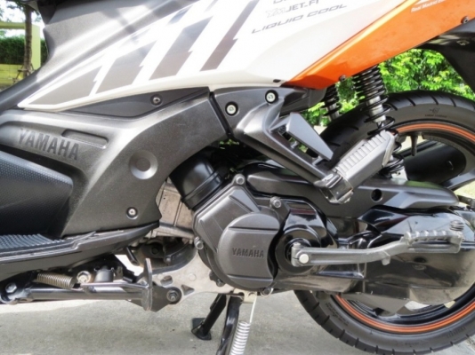 Nouvo SX รุ่นพิเศษ ราชันชุดขาว มีเพียงพันคัน แค่ 39,900 บาทเท่านั้น