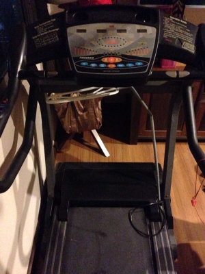 ขายลู่วิ่งไฟฟ้ามือสอง ซื้อมาไม่ถึง 3 เดือน ตอนนี้ตากผ้าเเห้งเร็วมากครับ