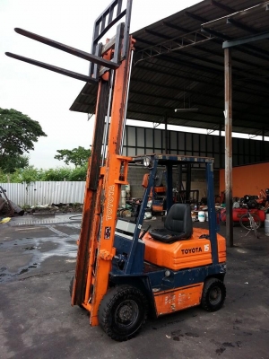 ขายฟอล์คลิฟต์ 1.5 ตัน TOYOTA 5FG15    ราคา 115,000.-