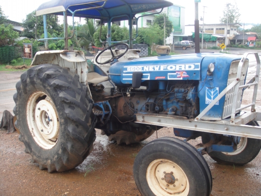 ขายรถไถFORD  4สูบ หาง3