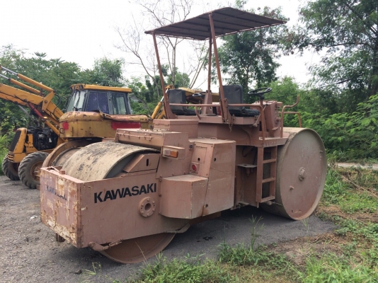 ต้องการขายรถบด3ล้อเหล็ก Kawasaki K10 เก่าญี่ปุ่น พร้อมใช้ ต้องการขายรถบด3ล้อเหล็ก Kawasaki K10 เก่าญี่ปุ่น พร้อมใช้