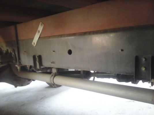 หกล้อ อีซูซุ FRR190แรง ปี54 สภาพบางเดิมสวยทุกชิ้น เครืองเสียงชุดใหญ่ แต่งหล่อเต็มสรูต ยาว5.5ม ส่วนมากจอดครับซื้อมาโช