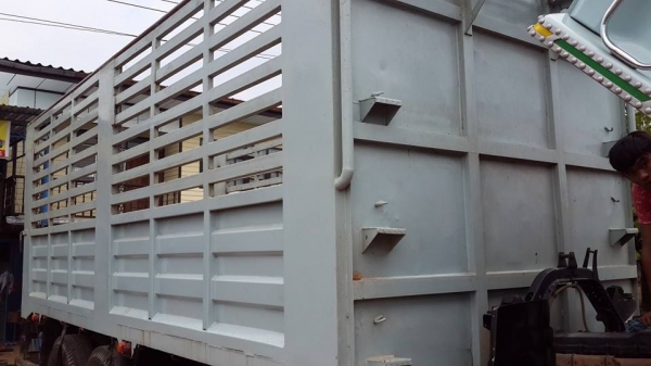 ขาย10ล้อ อีซูซุ ปี38ร็อคกี้นางฟ้า195 6HE1 FVM32M-R เครื่องดี แชชซีสวย เอกสารพร้อมโอน กระบะสูงคอกเกษตร