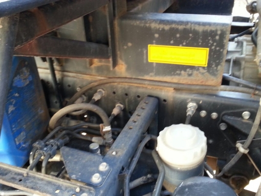 รถอีซูซุ 6 ล้อดั้ม 210 แรงม้า. ปี 54 ( รถวิ่ง 5x,xxx กม. ) สนใจติดต่อ 081 - 6079515 รถอีซูซุ 6 ล้อดั้ม 210 แรงม้า. ปี 54 ( รถวิ่ง 5x,xxx กม. ) สนใจติดต่อ 081 - 6079515