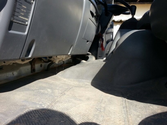 รถอีซูซุ 6 ล้อดั้ม 210 แรงม้า. ปี 54 ( รถวิ่ง 5x,xxx กม. ) สนใจติดต่อ 081 - 6079515 รถอีซูซุ 6 ล้อดั้ม 210 แรงม้า. ปี 54 ( รถวิ่ง 5x,xxx กม. ) สนใจติดต่อ 081 - 6079515