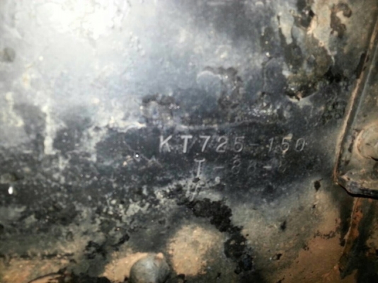 รถฮีโน่ 10 ล้อ KT - 725  ท้ายลาด  178 แรงม้า.  สนใจติดต่อ 081 - 6079515