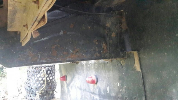 รถฮีโน่ 10 ล้อ KT - 725  ท้ายลาด  178 แรงม้า.  สนใจติดต่อ 081 - 6079515