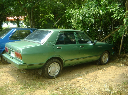 ซาก NSSAN STANZA   เครื่อง Z  ( ไม่มีทะเบียน เอกสารหาย)  20,000 บาท