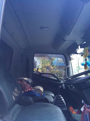 รถฮีโน่ 6 ล้อ รั้ว ( ไม่ดั้ม ) 175 แรงม้า. ปี 55 สนใจติดตอ 081 - 6079515 รถฮีโน่ 6 ล้อ รั้ว ( ไม่ดั้ม ) 175 แรงม้า. ปี 55 สนใจติดตอ 081 - 6079515