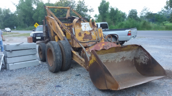 ขาย( 95,000))  รถตักล้อยาง โคมัสสุSD-30  สภาพดีพร้อมใช้