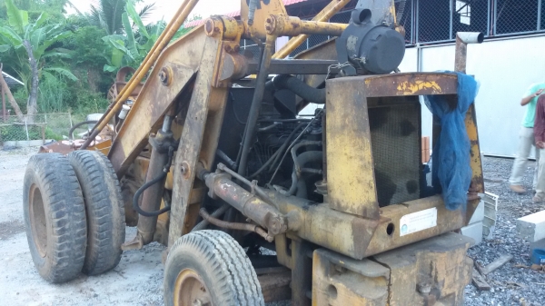 ขาย( 95,000)) รถตักล้อยาง โคมัสสุSD-30 สภาพดีพร้อมใช้ ขาย( 95,000)) รถตักล้อยาง โคมัสสุSD-30 สภาพดีพร้อมใช้