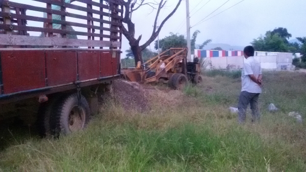 ขาย( 95,000)) รถตักล้อยาง โคมัสสุSD-30 สภาพดีพร้อมใช้ ขาย( 95,000)) รถตักล้อยาง โคมัสสุSD-30 สภาพดีพร้อมใช้